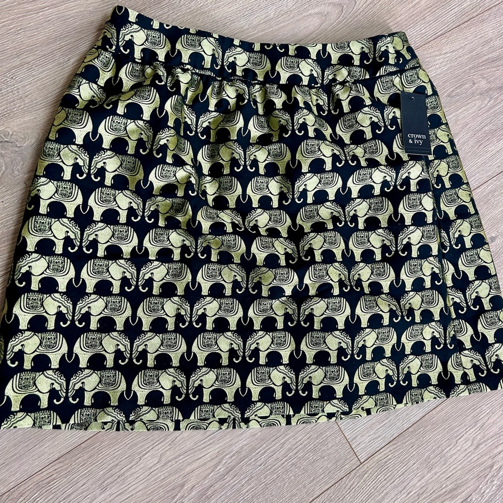 NWT Crown & Ivy Lucky Elephant Skirt Black Gold 6 Petite